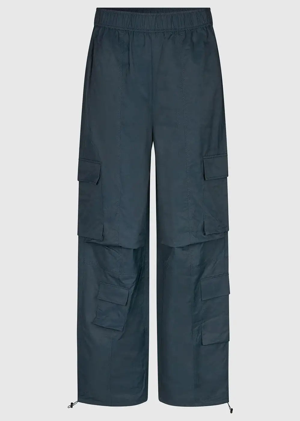 Dark blue women's cargo trousers with multiple side pockets, wide leg, elastic waist