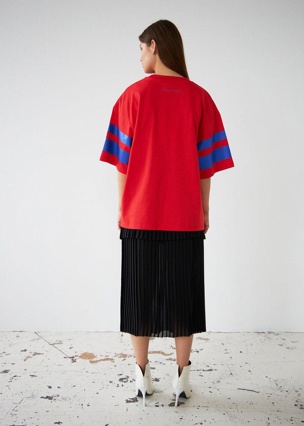Oversized T-shirt - Chocking Red - Domino Style