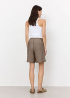Naja 25 Shorts - Brown - Domino Style