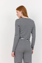 Ika 11 T-Shirt - Navy - Domino Style
