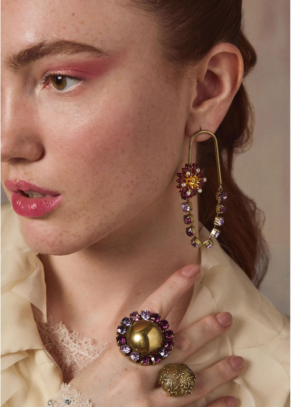 Aura Flowers Earrings - Plum - Domino Style