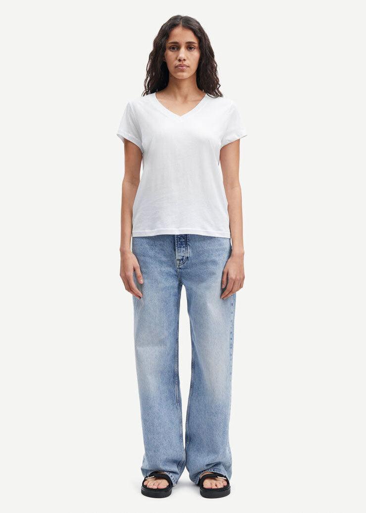 Solly V-Neck T-shirt - White - Domino Style
